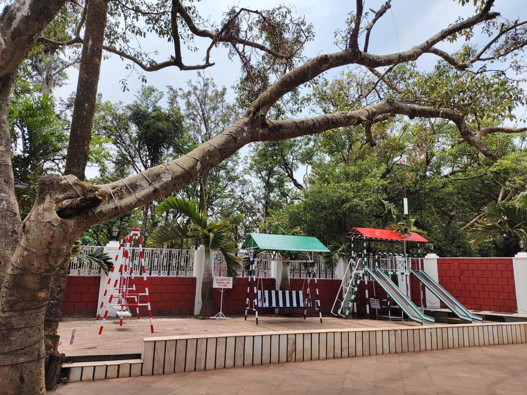 Jaffer Bhai'S Brickland Hotel Panchgani Extérieur photo