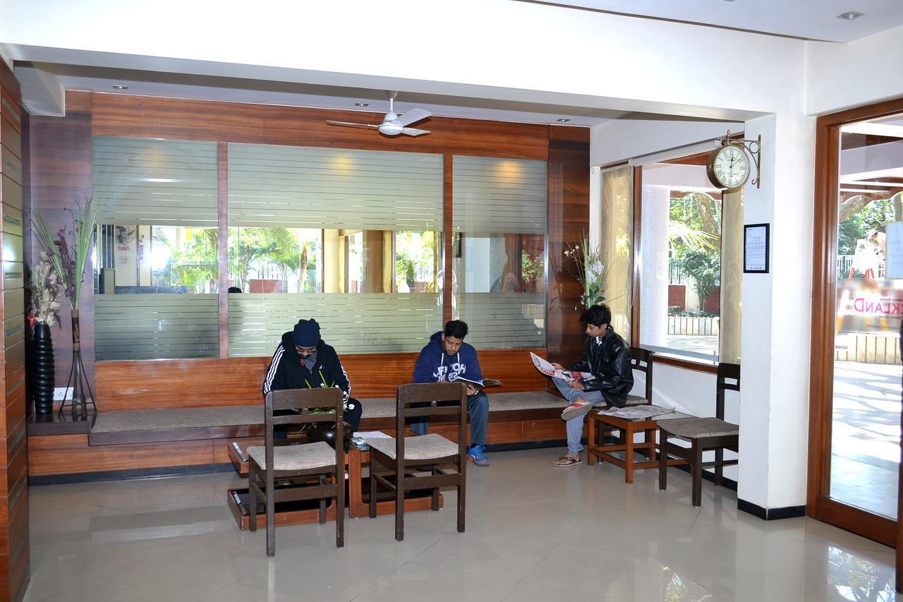 Jaffer Bhai'S Brickland Hotel Panchgani Extérieur photo